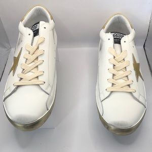 Golden Goose - Sneakers Shoes Golden Goose for Women, White/Golden Super Star